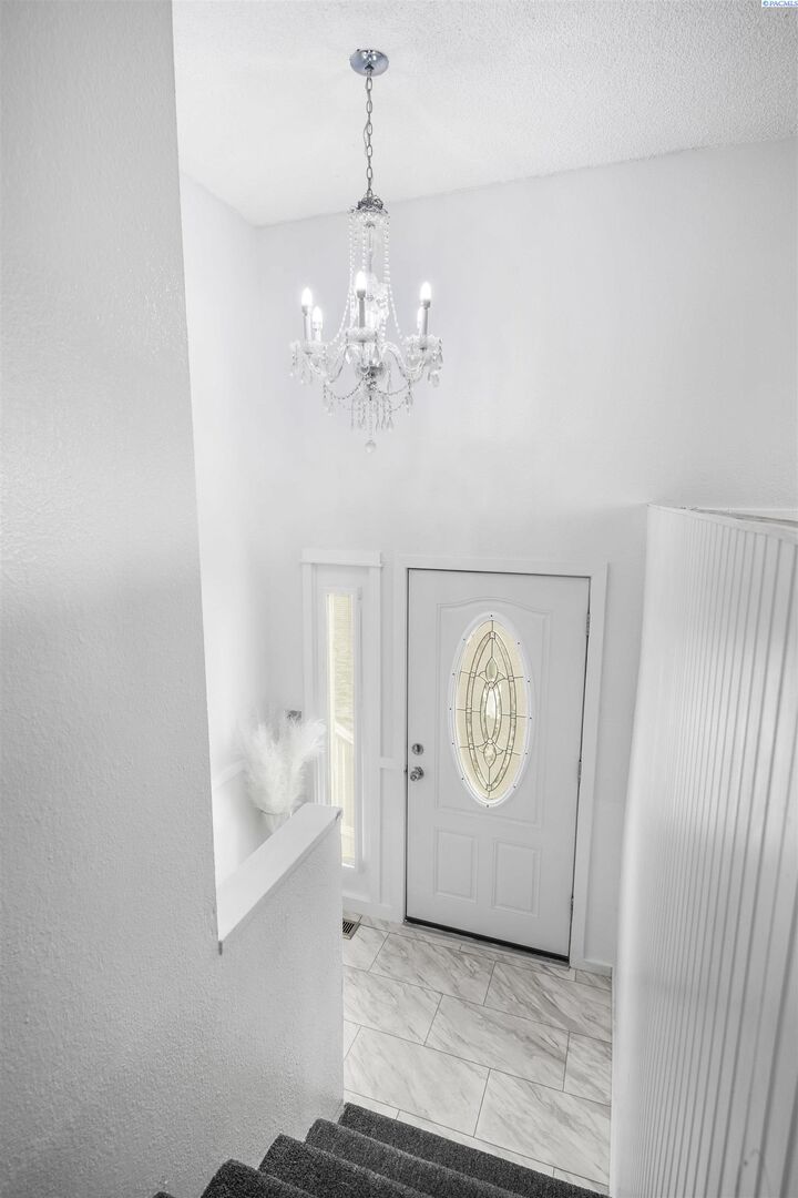 Property Photo:  5832 Curlew Lane  WA 99301 