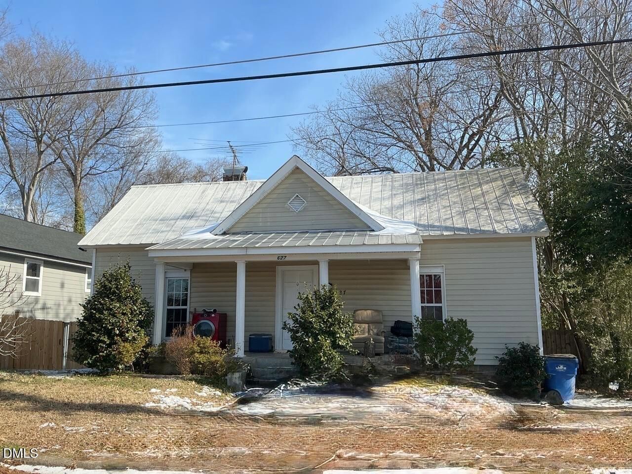 Property Photo:  627 Church Street  NC 27601 