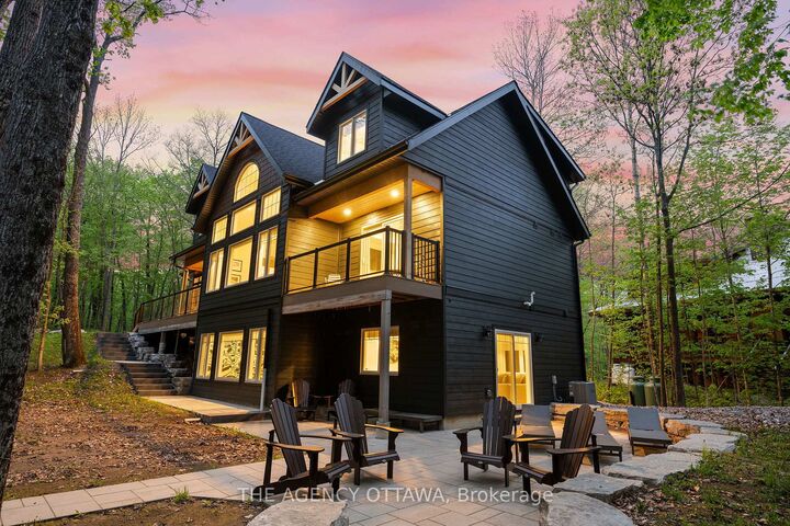 Property Photo: 36 Crestview Drive ON K0J 1H0