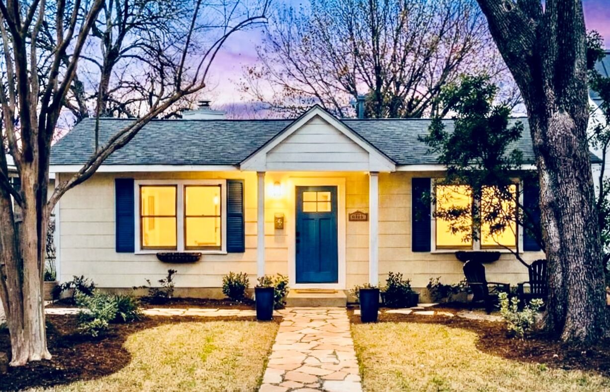 Property Photo: 1906 Collier Street TX 78704