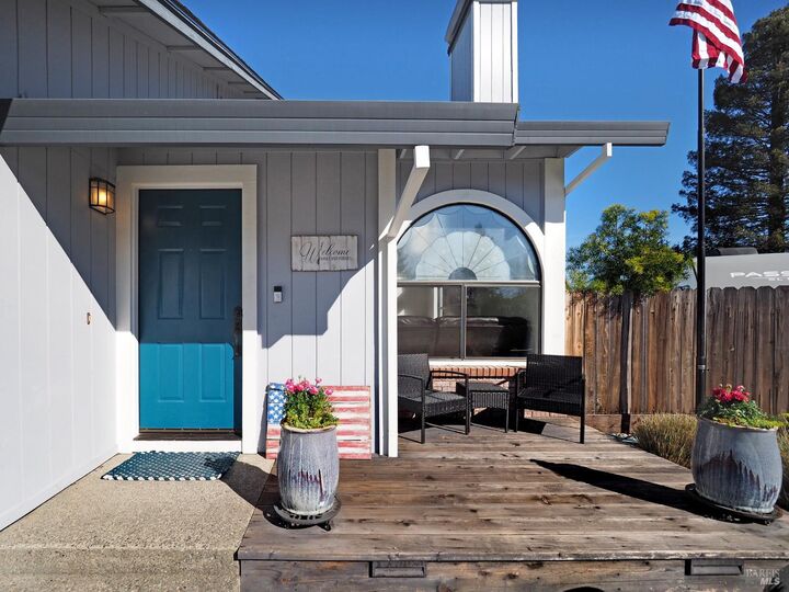 Property Photo:  105 Zapata Court  CA 95492 