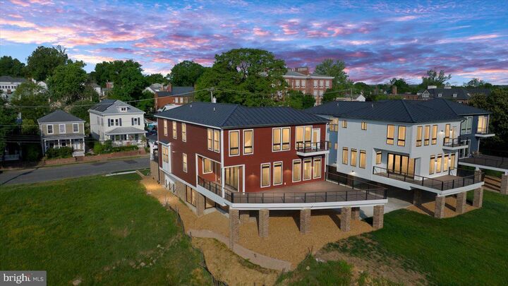 Property Photo: 1111 Sophia Street VA 22401