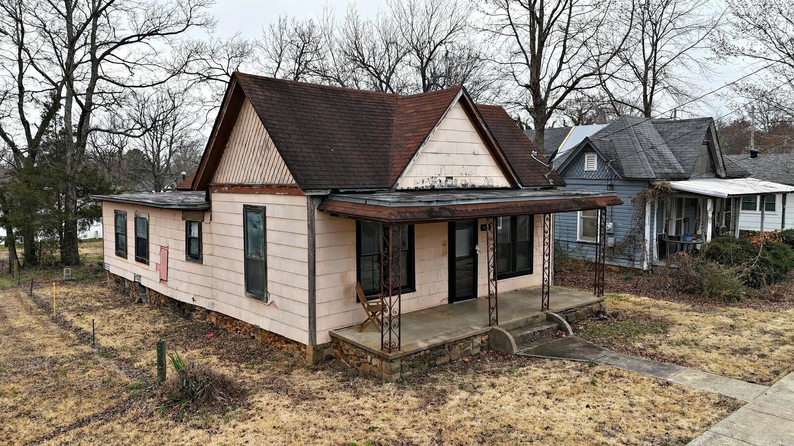 Property Photo:  1105 7th St  AR 71953 