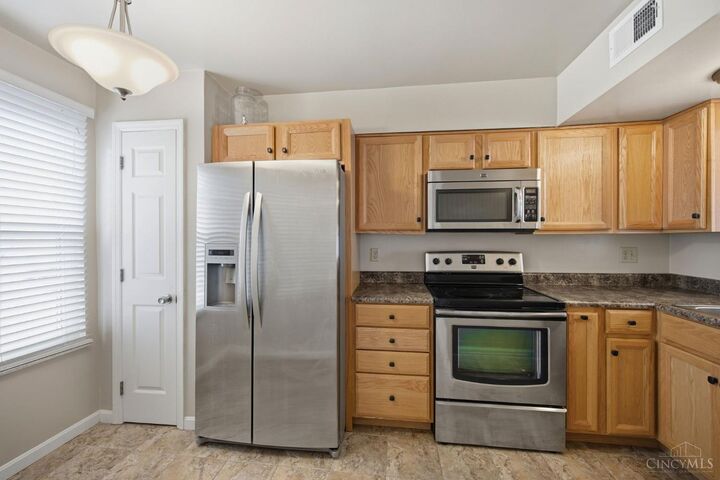 Property Photo:  34 Banberry Trace  OH 45103 