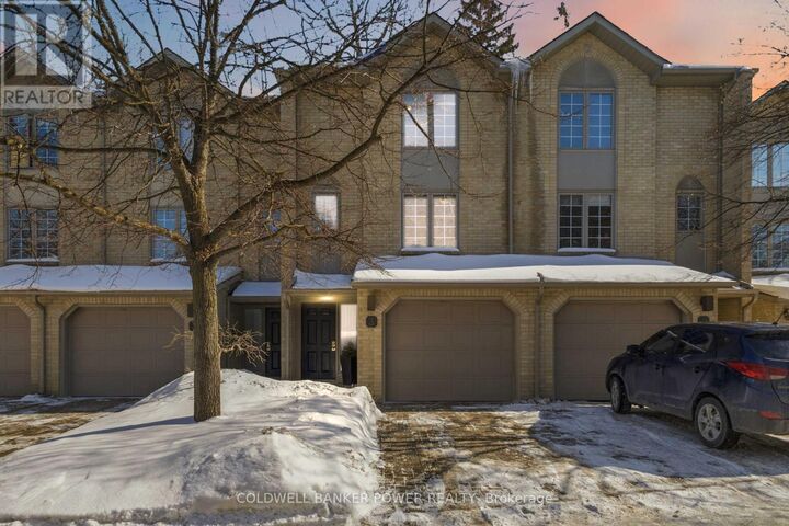 Photo de la propriété:  1399 Commissioners Road West 3  ON N6K 4G9 