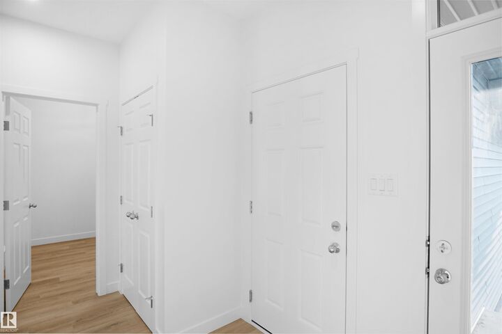 Property Photo:  22920 82 Avenue NW  AB T5T 4N5 