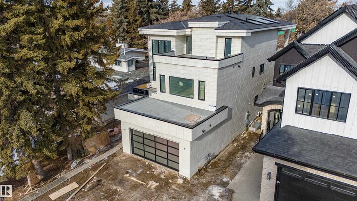 Property Photo:  12306 39 Avenue NW  AB T6J 0N2 