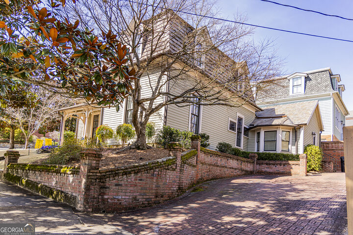 Property Photo:  501 E 3rd Street  GA 30161 