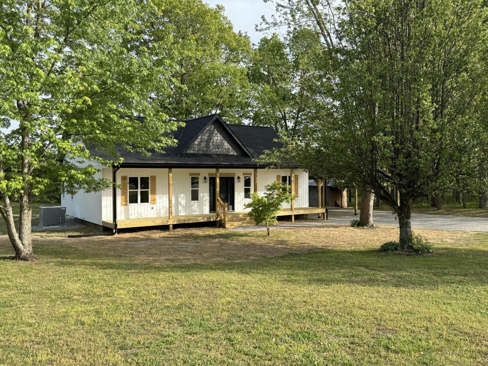 Property Photo: 292 County Road 497 AL 35966
