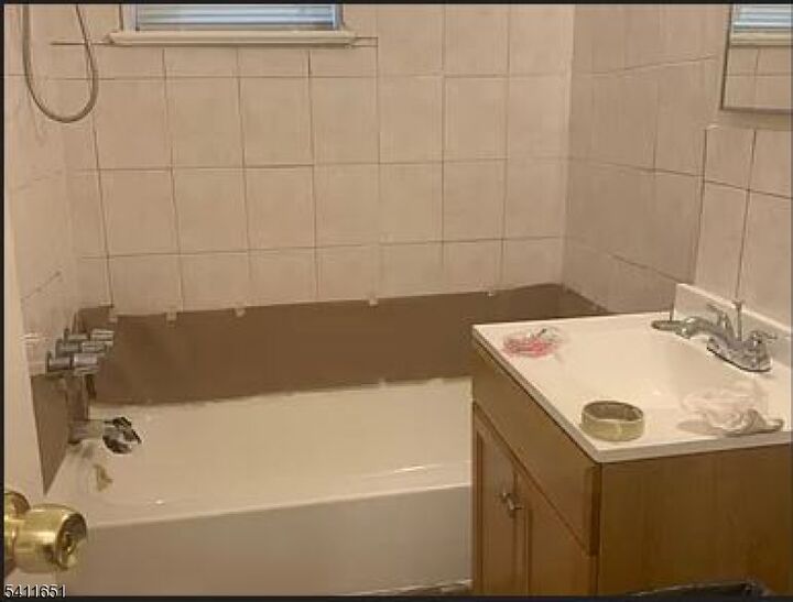 Property Photo:  79 Hopkins Pl  NJ 07111 