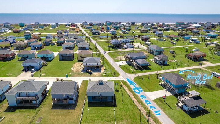 Property Photo: 965 Gulf Shores Drive TX 77650