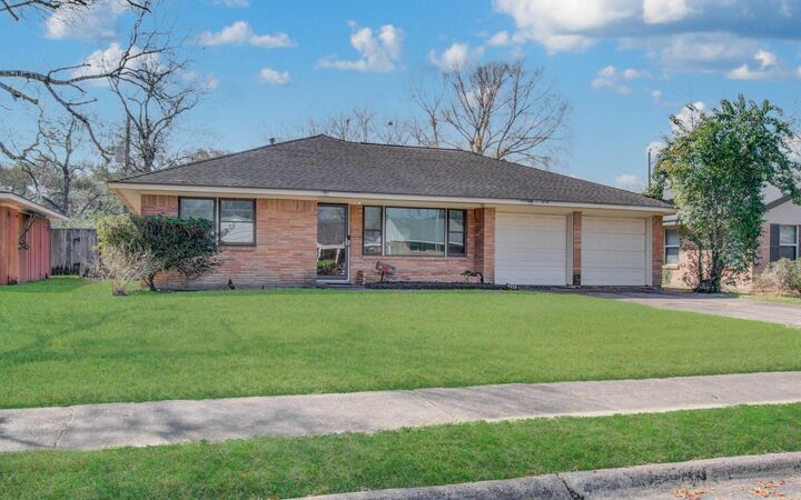 Property Photo: 4315 Sanford Road TX 77035