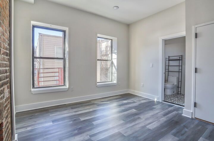 Property Photo:  147 Grant Ave 2  NJ 07305 