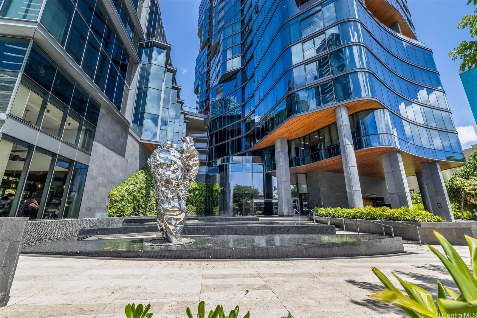 Property Photo:  1108 Auahi Street 1905  HI 96814 