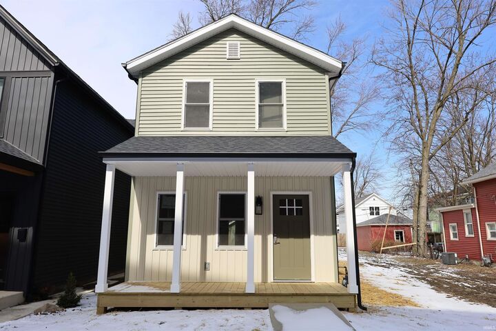 Property Photo:  816 Lavina Street  IN 46802-4029 