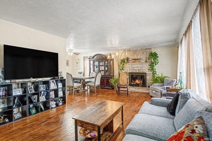 Property Photo: 1510 Laurel Street IN 46514