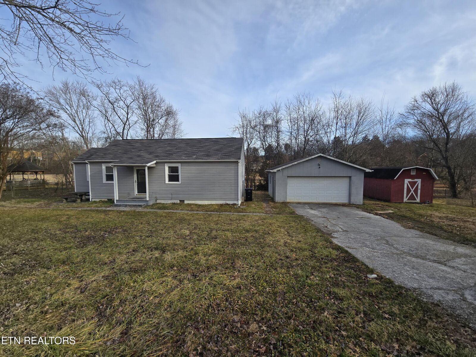 Property Photo: 466 Hidden Valley Rd TN 37716
