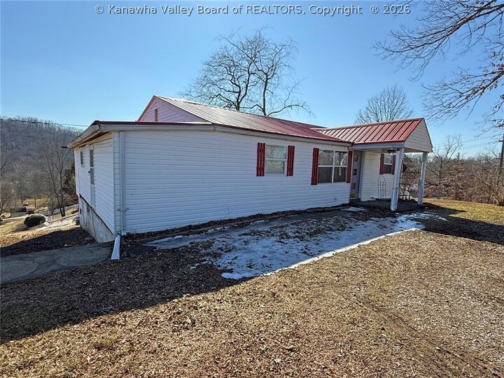 Property Photo:  5231 Greywood Drive  WV 25313 