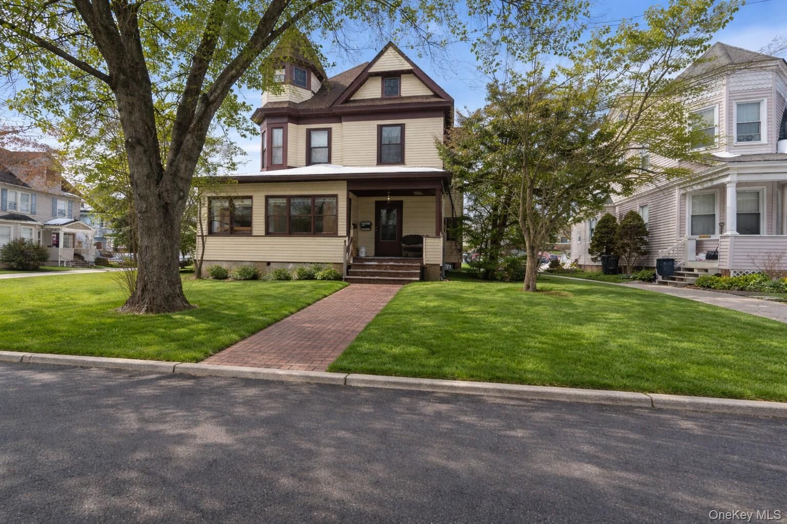 Property Photo:  57 Park Avenue  NY 10901 