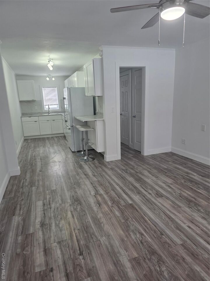 Property Photo:  1 Huguenot Street 44  NY 12561 