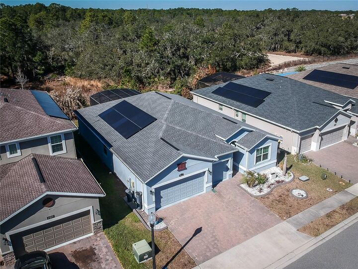Property Photo:  2537 Camden Park Circle  FL 33837 