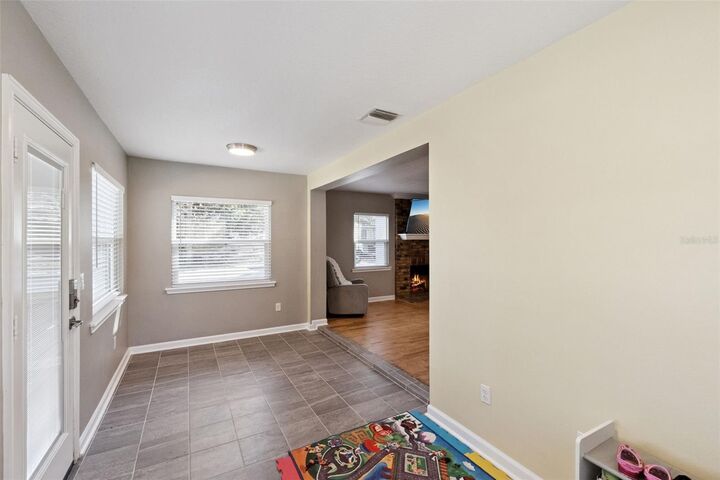 Property Photo: 1304 Perkins Road FL 32809