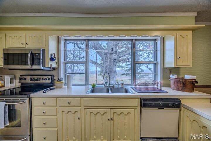 Property Photo:  22781-A Route 66  MO 65536 