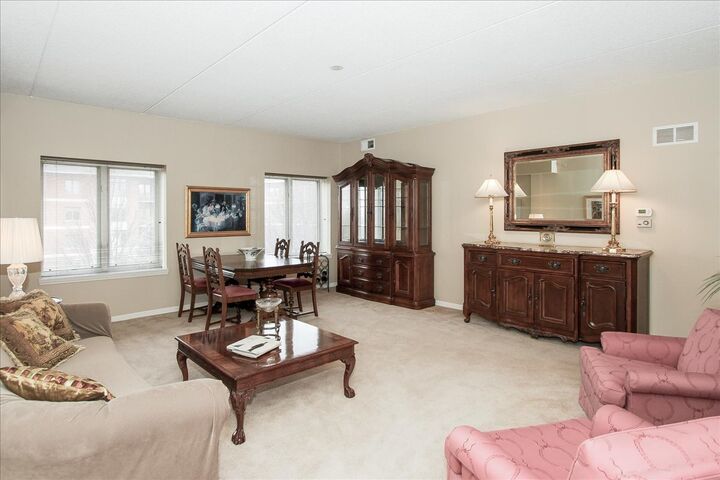 Property Photo:  855 E 22nd Street 304  IL 60148 