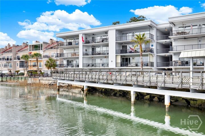 Property Photo:  2902 River Drive D102  GA 31404 