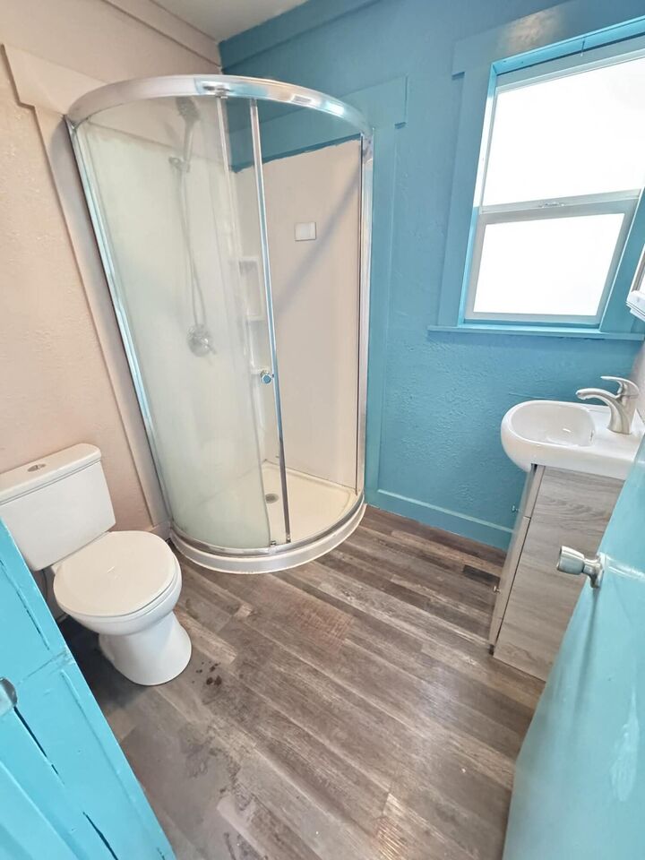 Property Photo:  306 Houghton St  WA 99139 