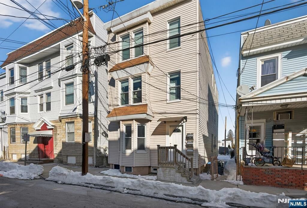 Property Photo:  229 Patterson Street  NJ 07029 