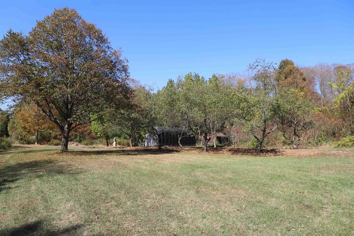 Property Photo:  85 Parker Hill Road  VT 05101 