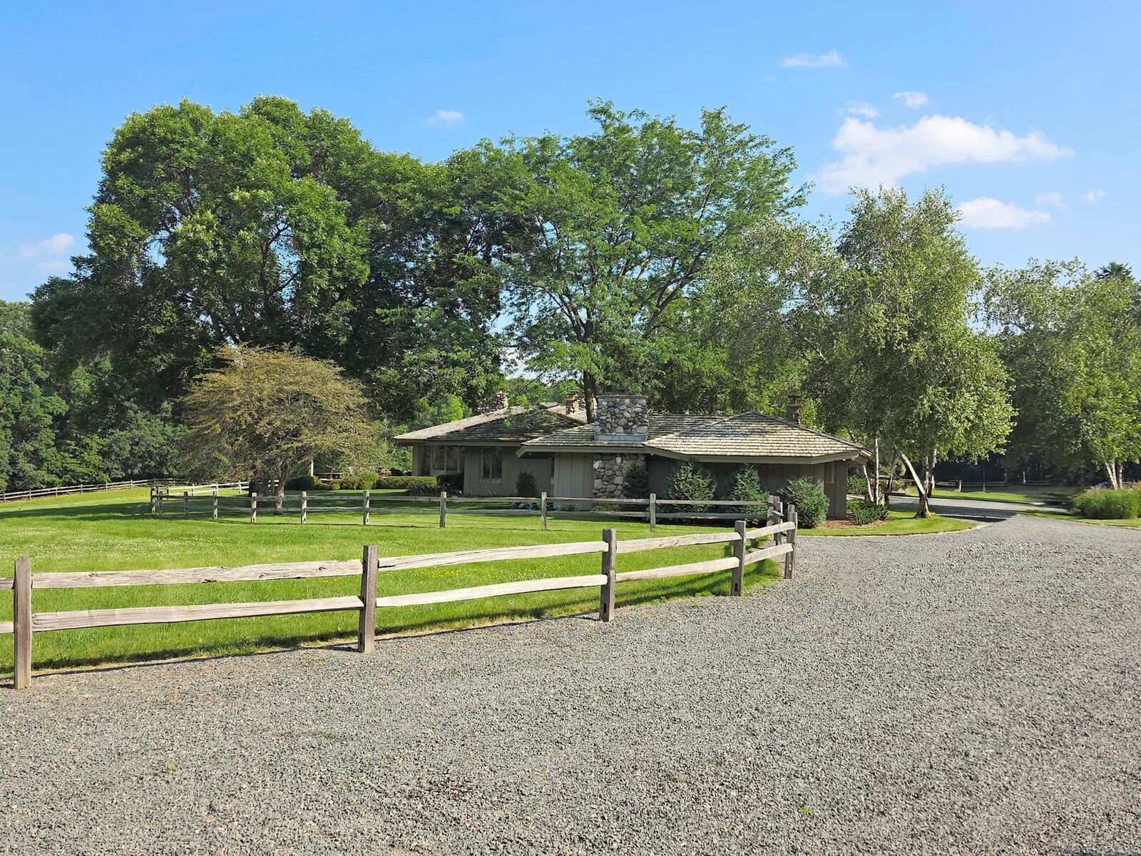 Property Photo:  1532 Tamarack Drive  MN 55356 