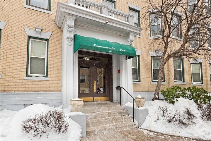 Property Photo:  88 Gordon St 305  MA 02135 