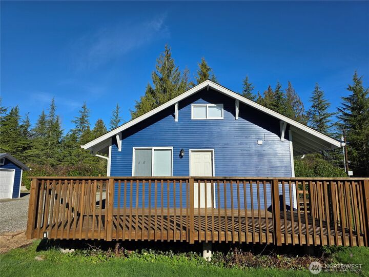 Property Photo: 1120 148th Street NE WA 98223