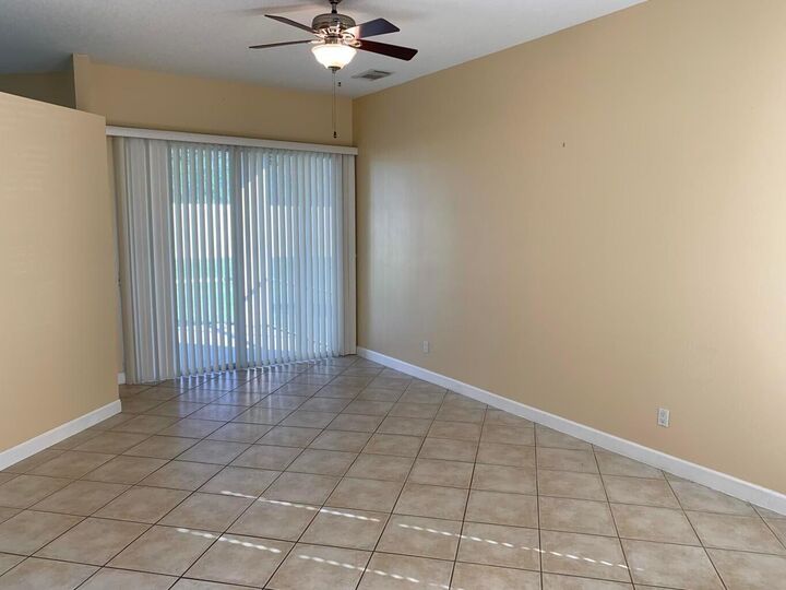 Property Photo: 825 SW Andrews Cv Street FL 34986