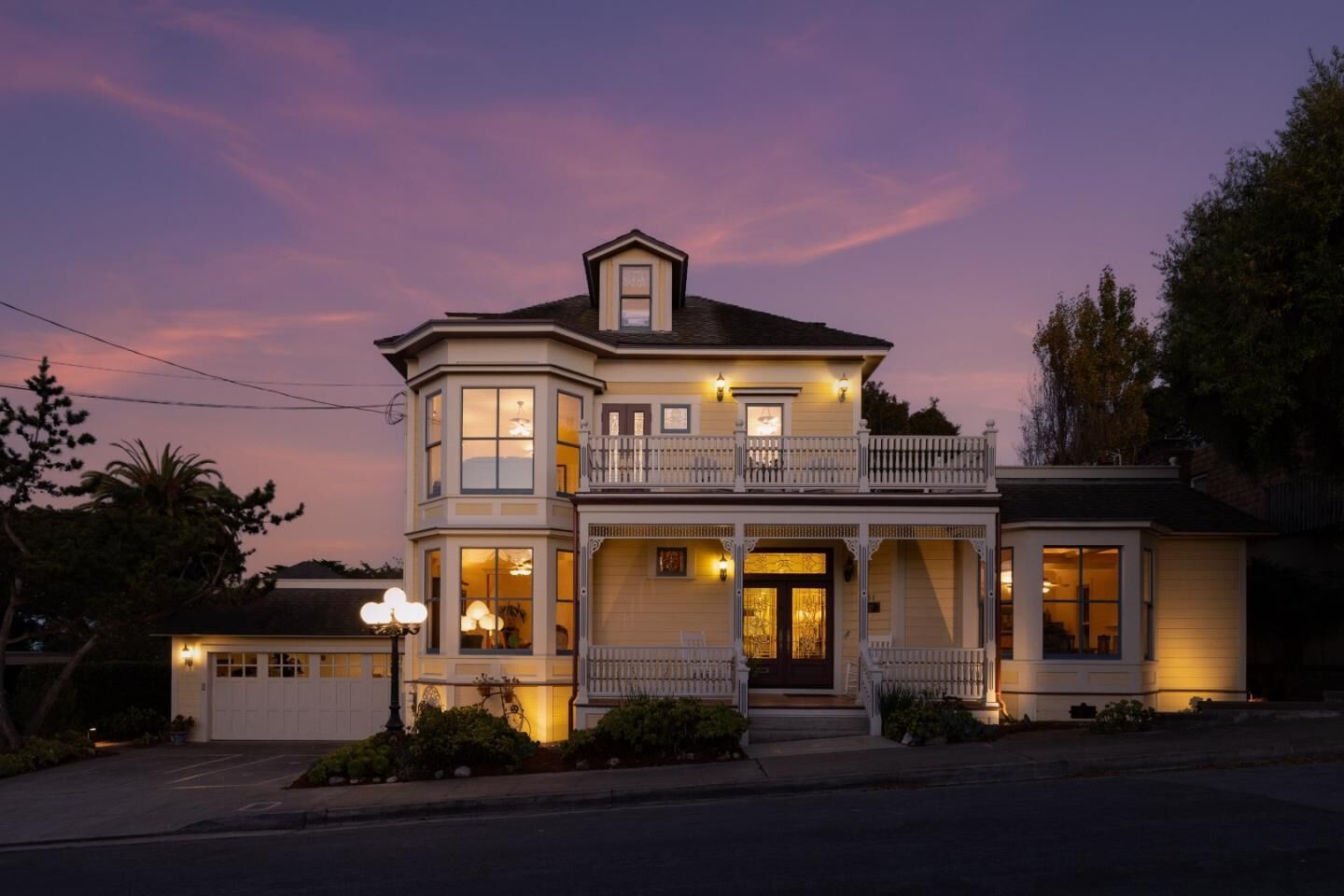 Property Photo:  131 7th Street  CA 93950 