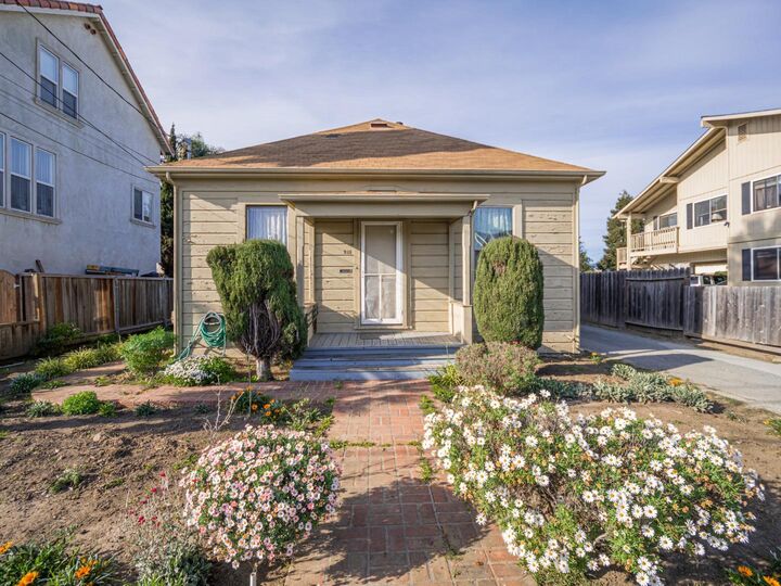 Property Photo: 215 Palm Avenue CA 95076