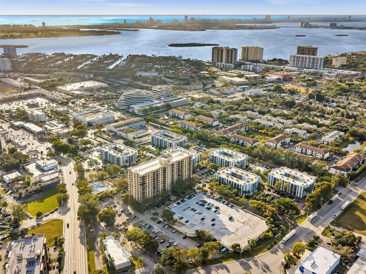 Property Photo:  1470 NE 123rd St A813  FL 33161 