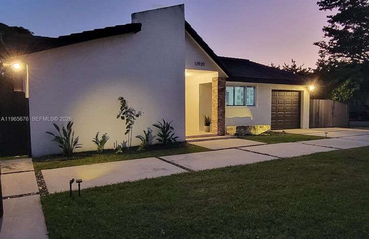 Property Photo:  12920 SW 119th St  FL 33186 