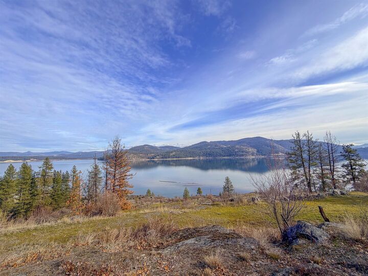 Property Photo:  41 Eagle Ln  WA 99141 