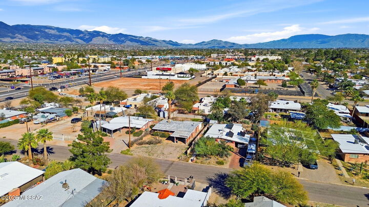 Property Photo:  2324 N Chrysler Drive  AZ 85716 