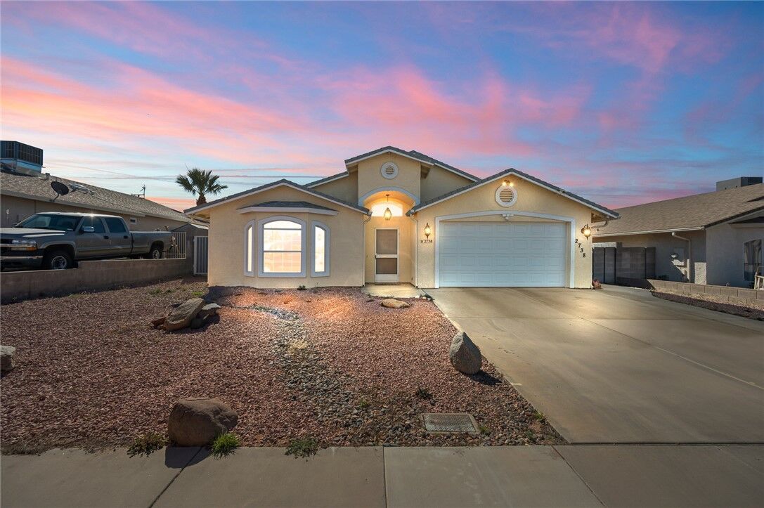 Property Photo:  2738 Pasadena Avenue  AZ 86401 