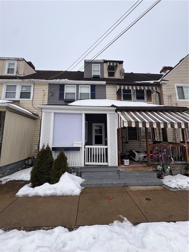 Property Photo: 45 Riverside Ct PA 15238