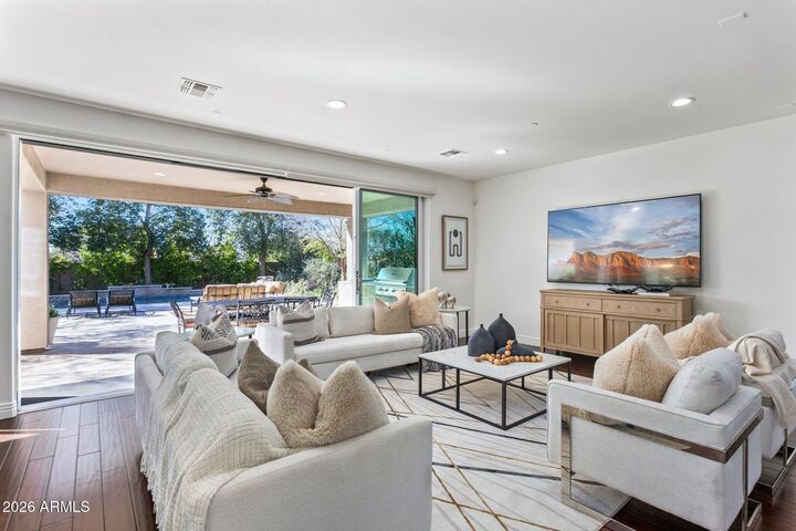 Property Photo:  3346 N 34th Street  AZ 85018 