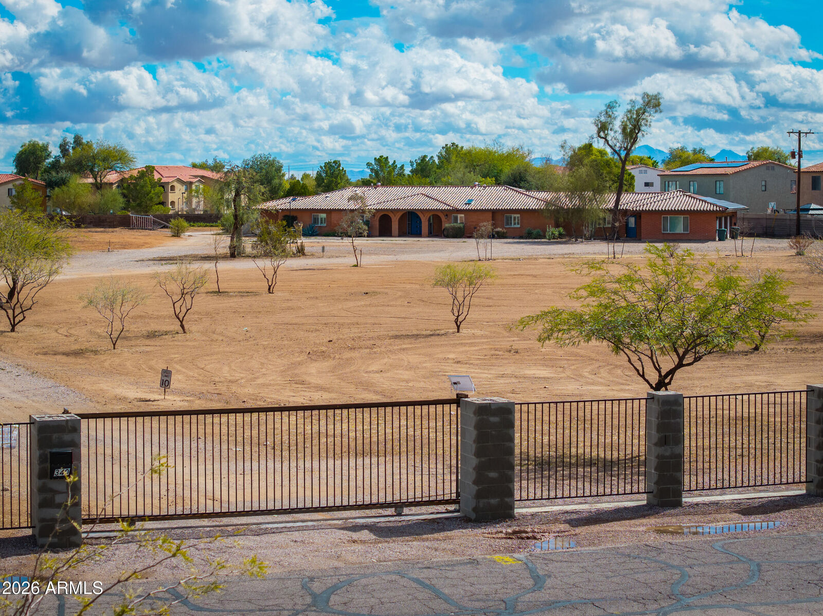 Property Photo:  340 N Pottebaum Road  AZ 85122 