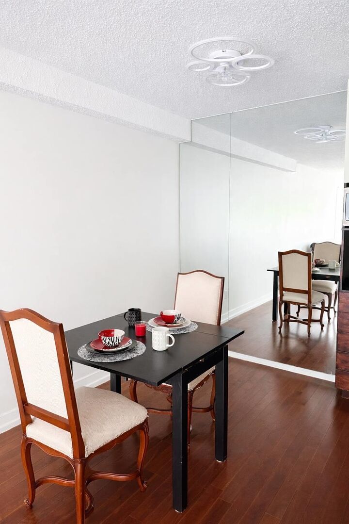 Property Photo: 250 W 1st Street 202 BC V7M 1B4