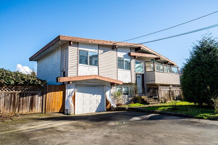 Property Photo:  11900 Burnett Street  BC V2X 6P5 