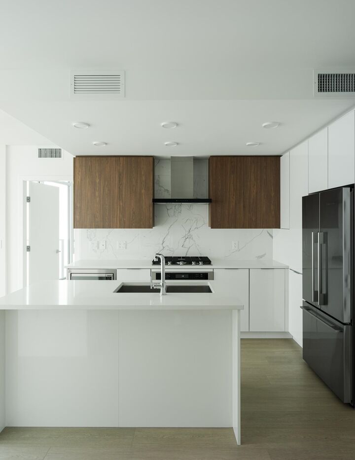 Property Photo: 7683 Park Crescent 2402 BC V3N 0J4
