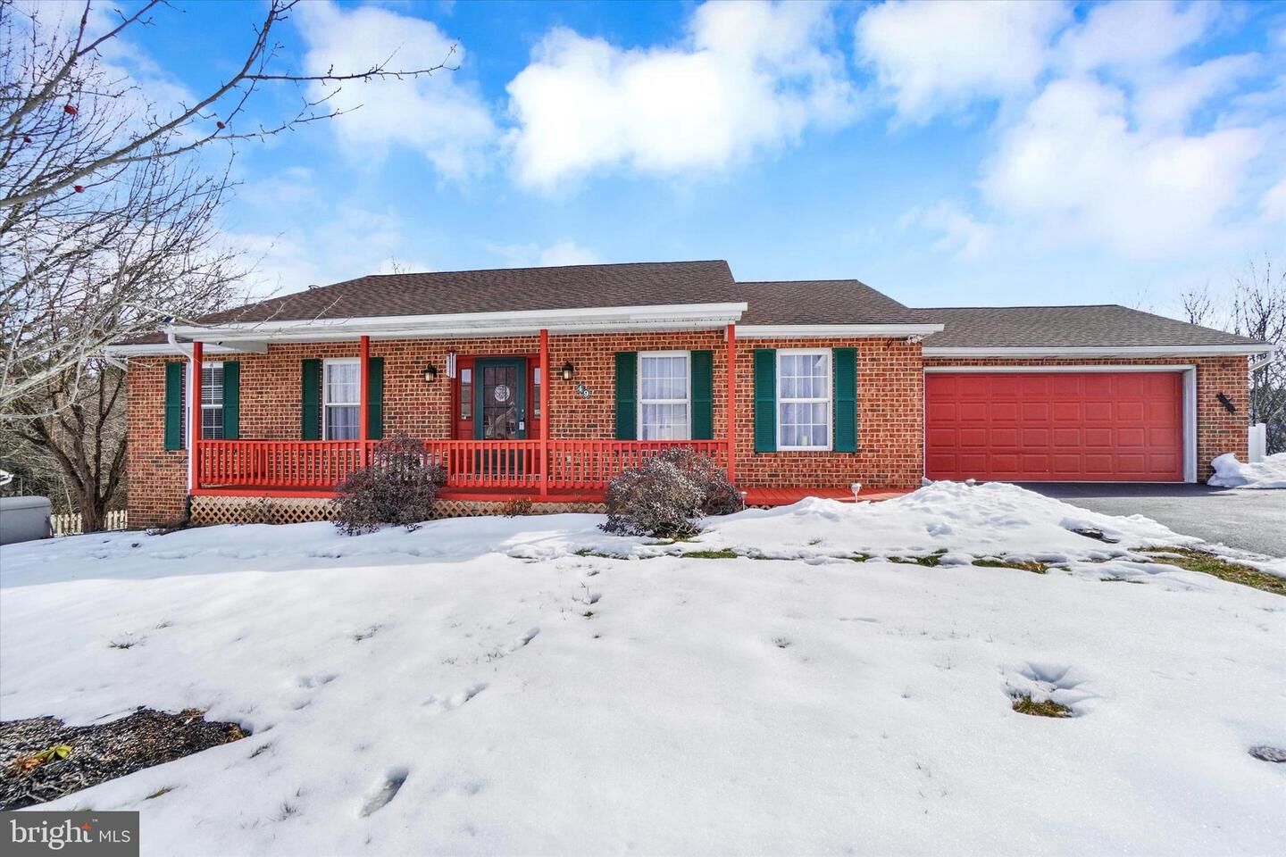 Property Photo:  49 Edgehill Road  PA 17327 